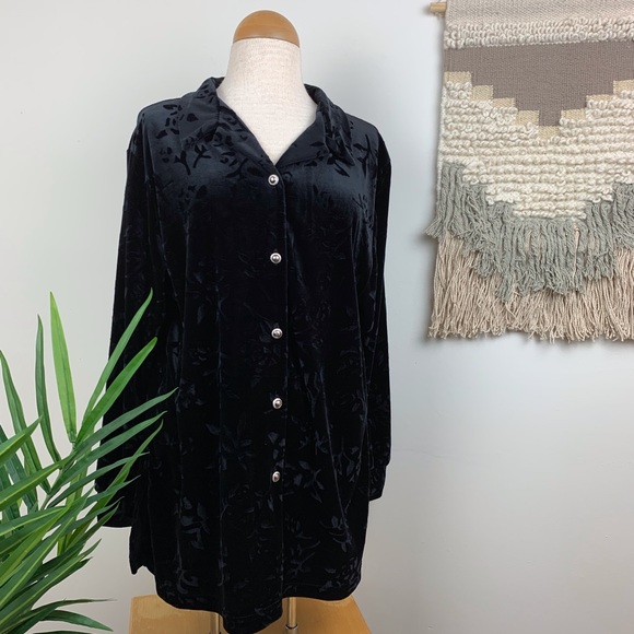 Diane Von Furstenberg Velvet Floral Button Up Top - Picture 2 of 6